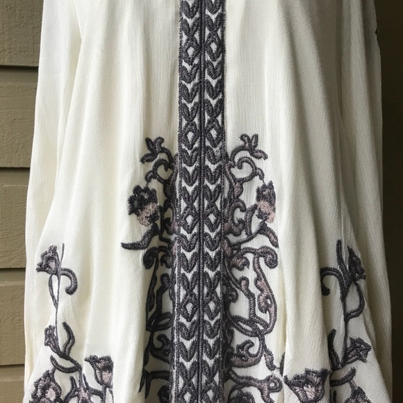 Free People Long Sleeve Embroidered Tunic Size S - Picture 2 of 8